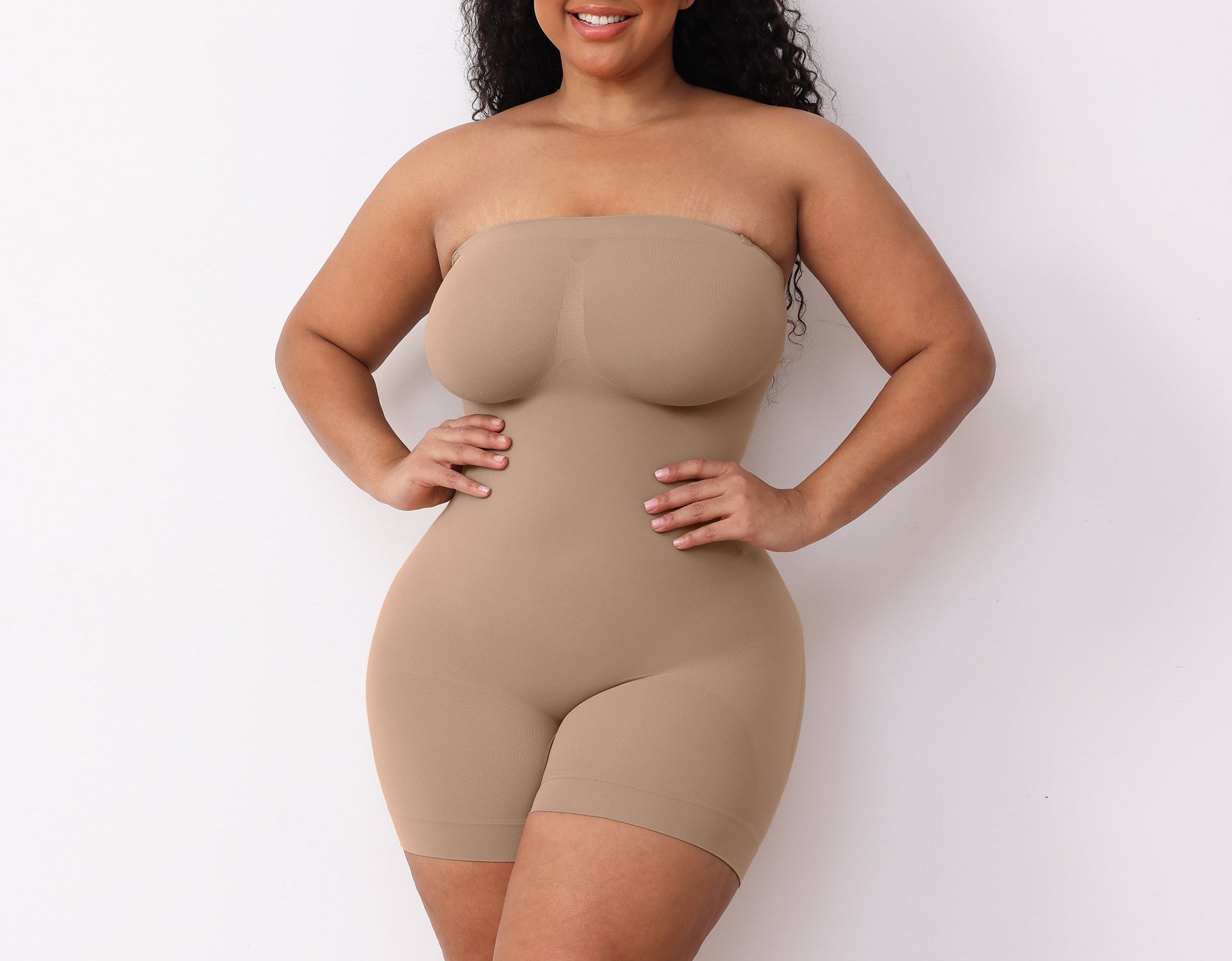 Sculpt Series Strapless Contour Short